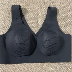 Evelyn & Bobbie Evelyn Bra limited edition sz L like new